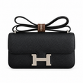 Hermès 26cm Crossbody Bag – Street Style Luxury Leather